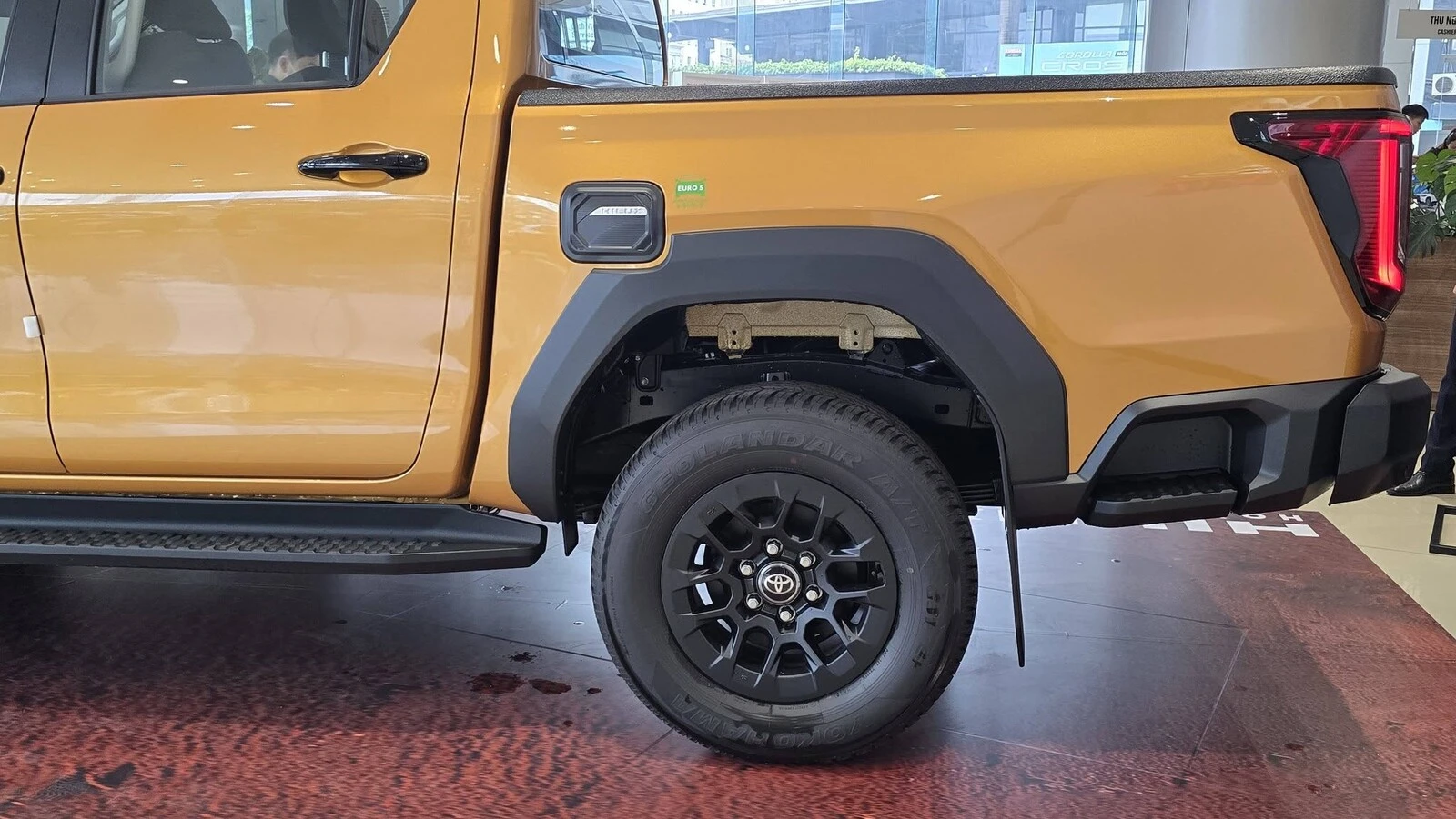 HILUX PRO 2.8 4X2 AT