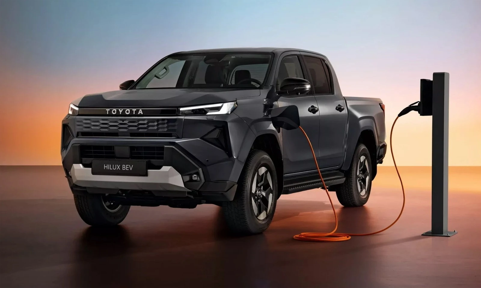 HILUX PRO 2.8 4X2 AT