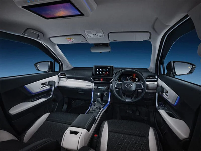 Toyota Avanza Premio MT