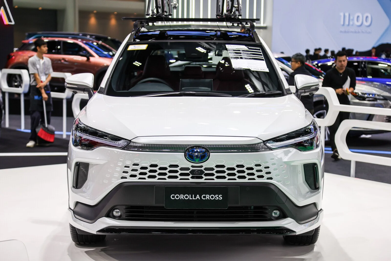 New Toyota Corolla Cross 1.8HV