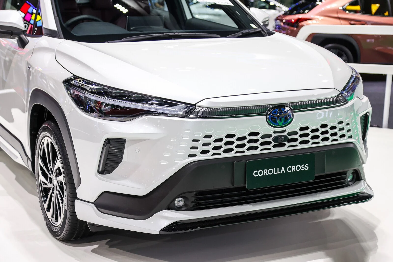 New Toyota Corolla Cross 1.8HV