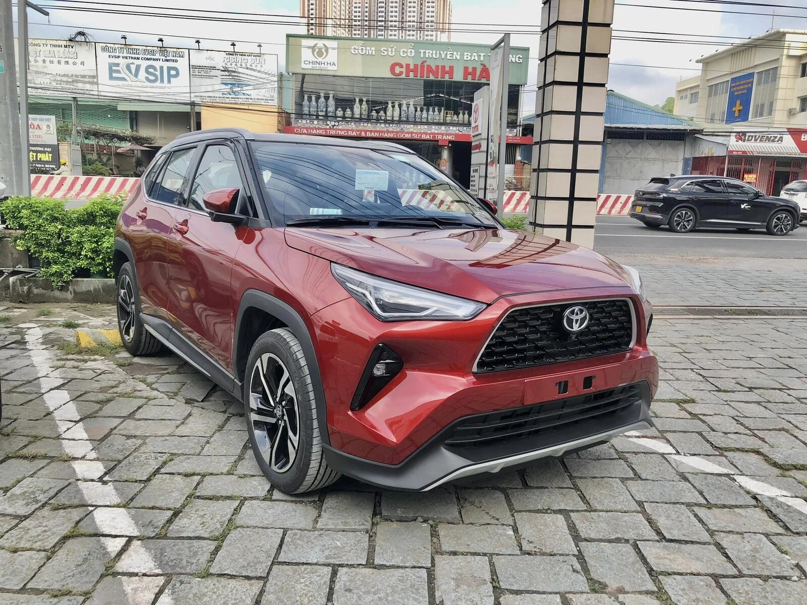 New Toyota Corolla Cross 1.8HV